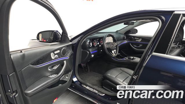 Mercedes-Benz E-Class (W213) E220d Avantgarde 2017 — фото 10