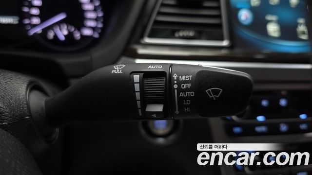 Genesis G80 3.3 GDI AWD Premium Luxury 2017 — фото 20
