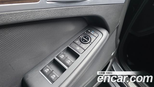 Genesis G80 3.3 GDI AWD Premium Luxury 2017 — фото 27