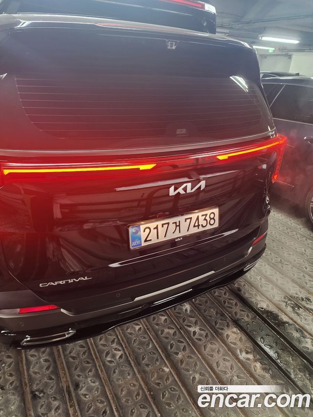 Kia Carnival (IV) Gasoline 9-Seater Hi Limousine (7-seater Limousine(Special vehicle) 2025 — фото 3
