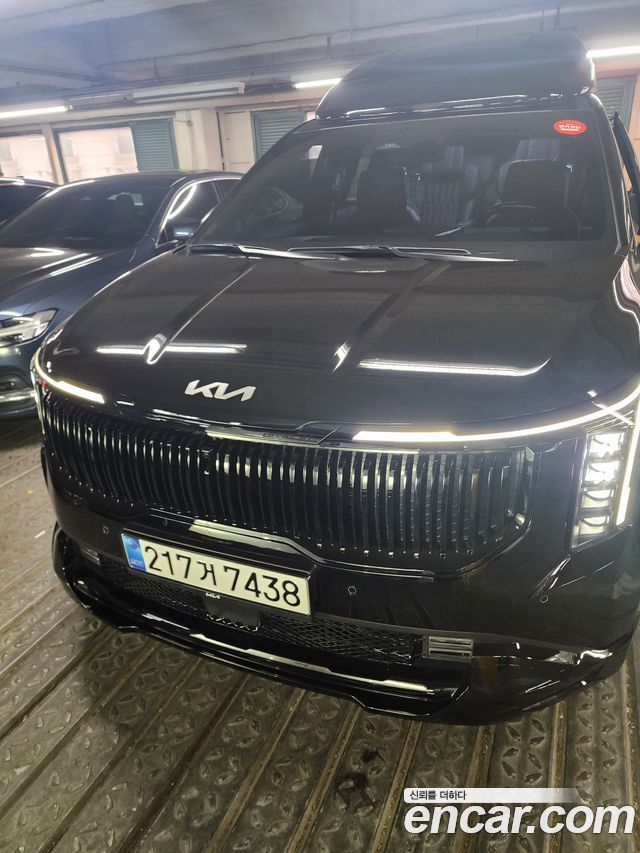 Kia Carnival (IV) Gasoline 9-Seater Hi Limousine (7-seater Limousine(Special vehicle) 2025 — фото 4