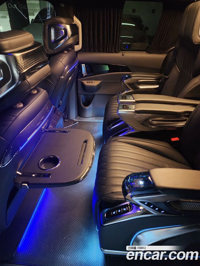 Kia Carnival (IV) Gasoline 9-Seater Hi Limousine (7-seater Limousine(Special vehicle) 2025 — фото 6