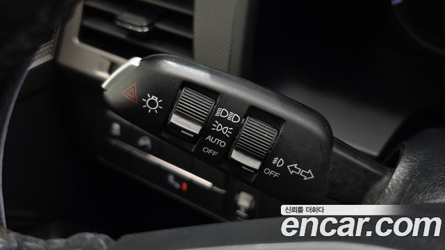 KG Mobility (SsangYong) Rexton Sports Diesel 2.2 2WD Prestige 2018 — фото 32