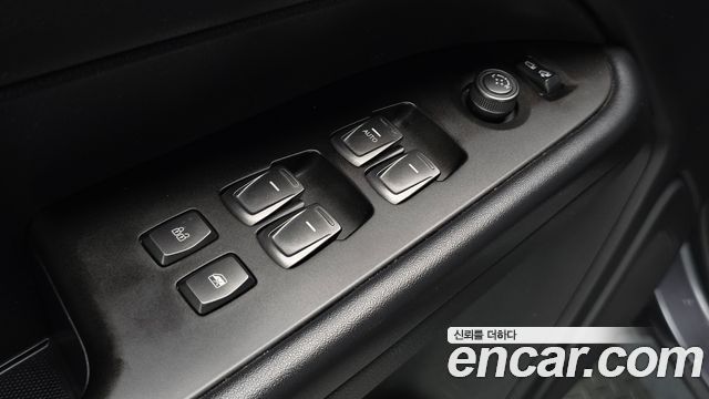 KG Mobility (SsangYong) Rexton Sports Diesel 2.2 2WD Prestige 2018 — фото 33