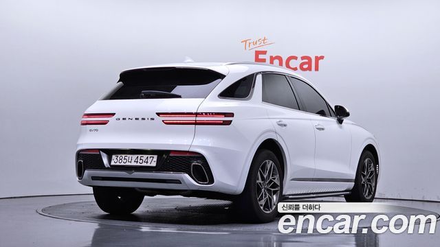 Genesis GV70 2.5T Gasoline 2WD 2021 — фото 2