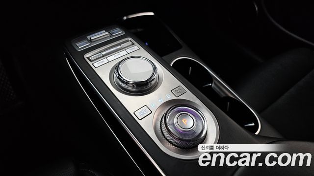 Genesis GV70 2.5T Gasoline 2WD 2021 — фото 9