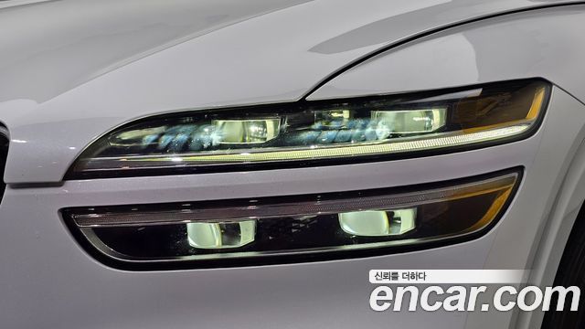 Genesis GV70 2.5T Gasoline 2WD 2021 — фото 22