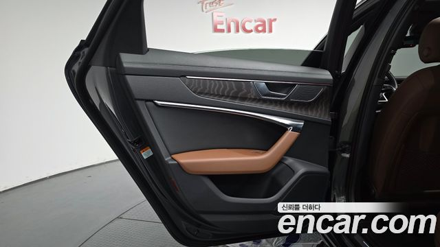 Audi A6 (C8) 45 TFSI Premium 2023 — фото 31