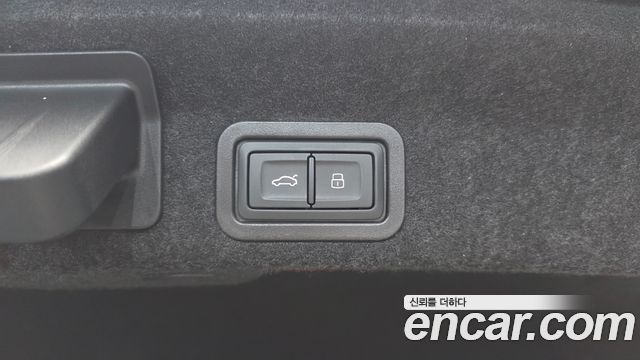 Audi A6 (C8) 45 TFSI Premium 2023 — фото 41