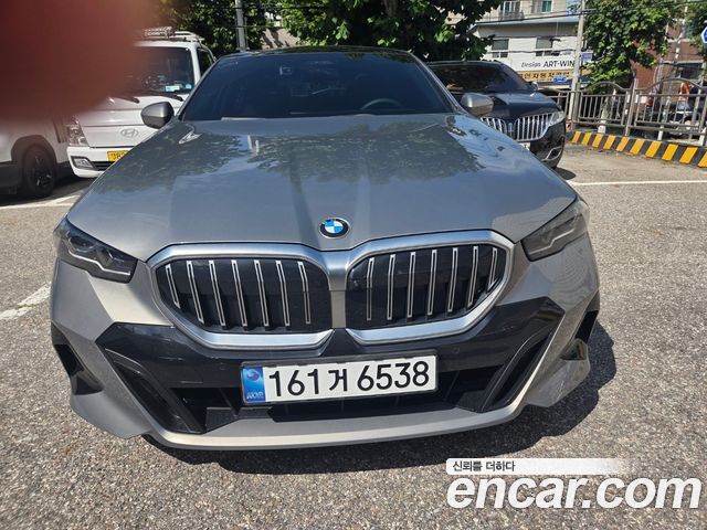BMW 5 Series (G60) 520i M Sport