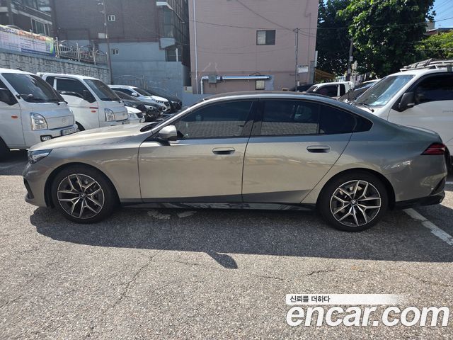 BMW 5 Series (G60) 520i M Sport 2026 — фото 4