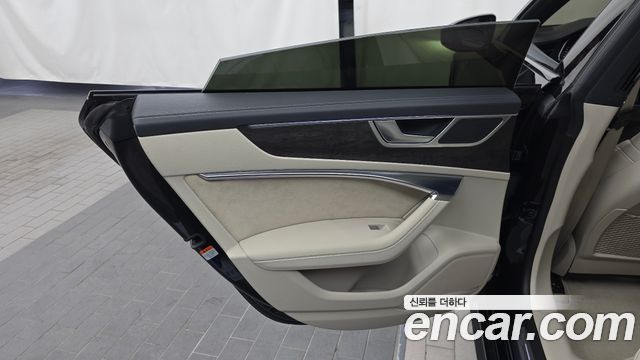 Audi A7 (4K) 55 TFSI Quattro Premium 2020 — фото 31