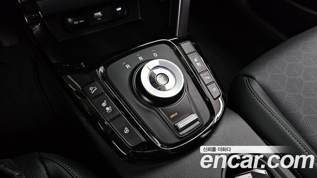Kia Seltos Gasoline 1.6 Turbo 2WD Signature 2025 — фото 9
