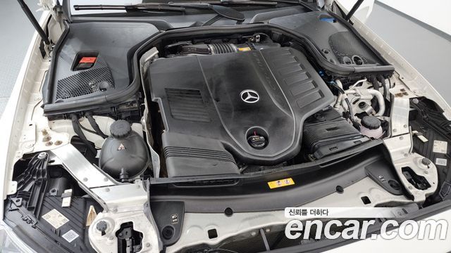 Mercedes-Benz E-Class (W213) E450 4MATIC Cabriolet 2021 — фото 6
