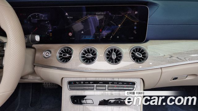 Mercedes-Benz E-Class (W213) E450 4MATIC Cabriolet 2021 — фото 13