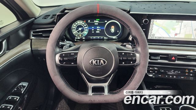 Kia K5 (III) 1.6 Turbo Noblesse 2021 — фото 13