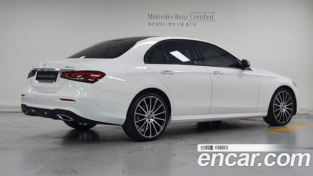 Mercedes-Benz E-Class (W213) E350 4MATIC AMG Line 2023 — фото 2