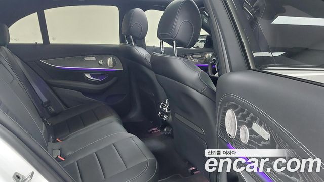 Mercedes-Benz E-Class (W213) E350 4MATIC AMG Line 2023 — фото 10