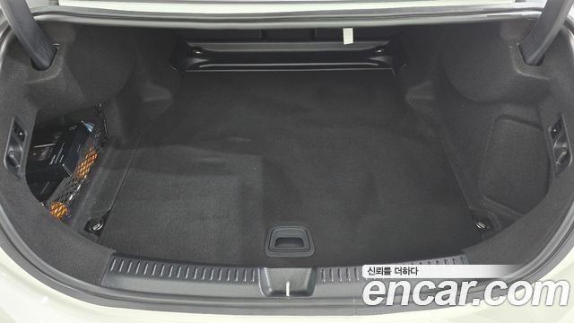 Mercedes-Benz E-Class (W214) E200 Avantgarde 2025 — фото 17