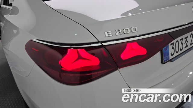 Mercedes-Benz E-Class (W214) E200 Avantgarde 2025 — фото 23