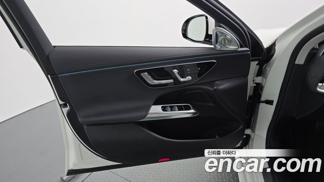 Mercedes-Benz E-Class (W214) E200 Avantgarde 2025 — фото 24