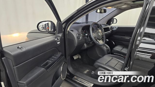 Jeep Compass 2.4 Limited 1st 2013 — фото 10