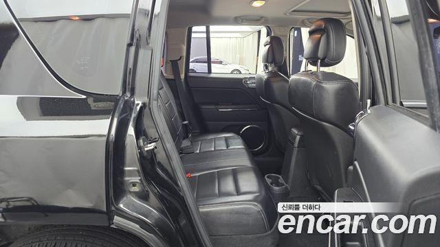 Jeep Compass 2.4 Limited 1st 2013 — фото 16