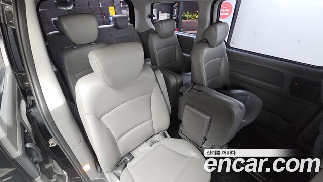 Hyundai Grand Starex Wagon 11-Seater Smart 2019 — фото 12