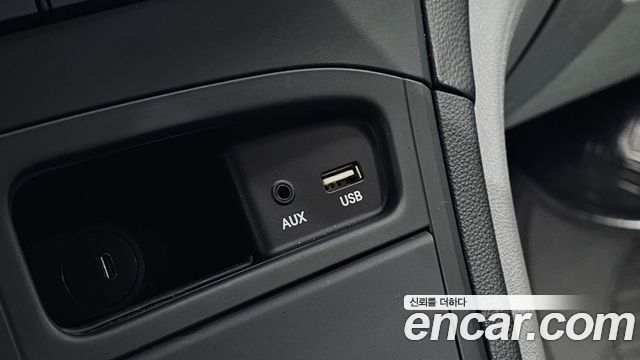 Hyundai Grand Starex Wagon 11-Seater Smart 2019 — фото 16