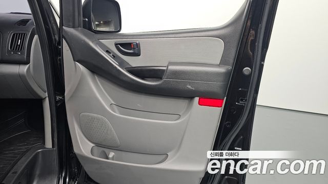 Hyundai Grand Starex Wagon 11-Seater Smart 2019 — фото 24
