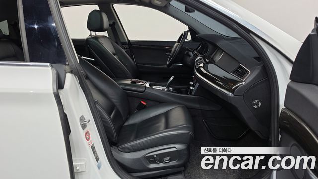 BMW 5 Series GT (F07) GT 30d xDrive 2015 — фото 11