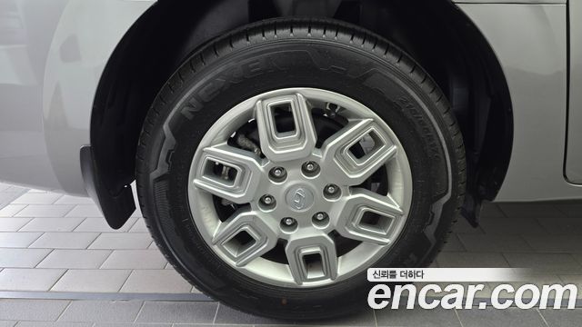 Hyundai Staria Cargo 3-Seater Modern 2024 — фото 5