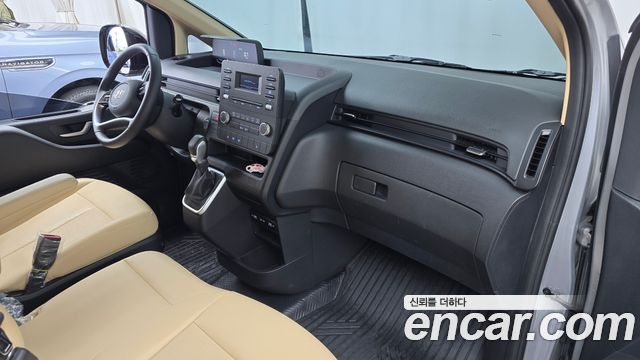 Hyundai Staria Cargo 3-Seater Modern 2024 — фото 7