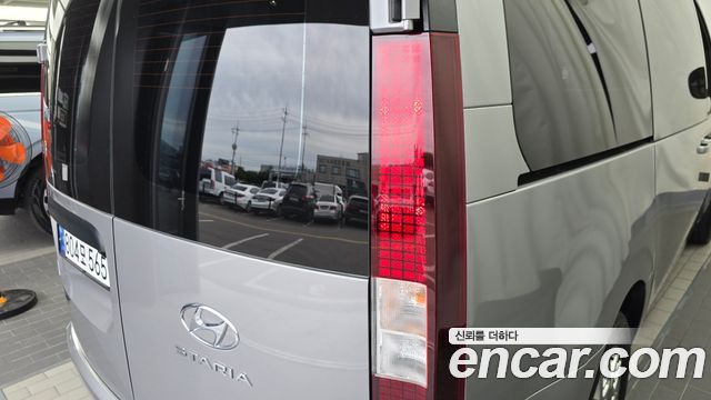 Hyundai Staria Cargo 3-Seater Modern 2024 — фото 23