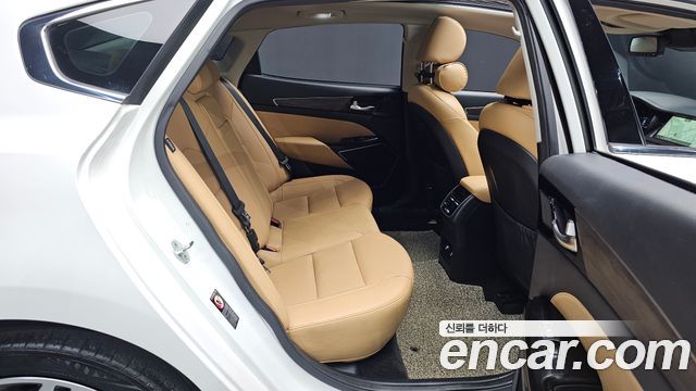 Kia K7 Premier 2.5 GDI Noblesse 2020 — фото 11