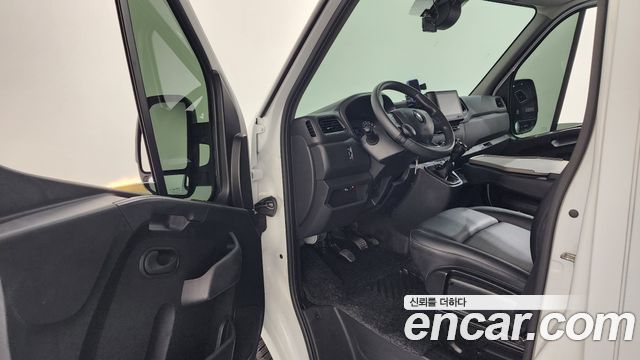 Renault Korea Master 2.3 Van S 2022 — фото 10