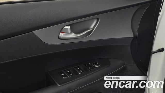 Kia K3 Trendy 2020 — фото 30