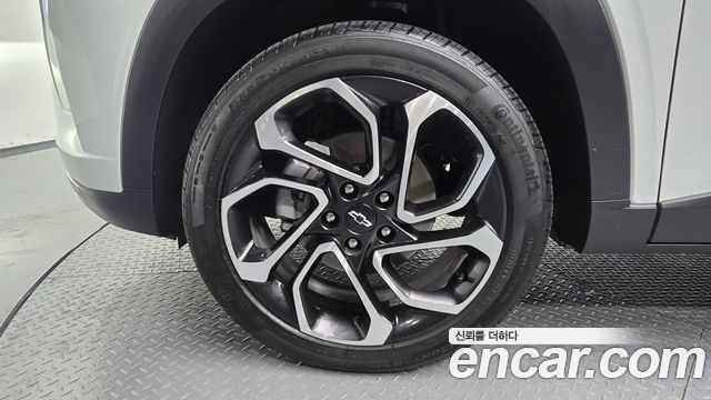 Chevrolet Trax Crossover 1.2 RS 2024 — фото 5