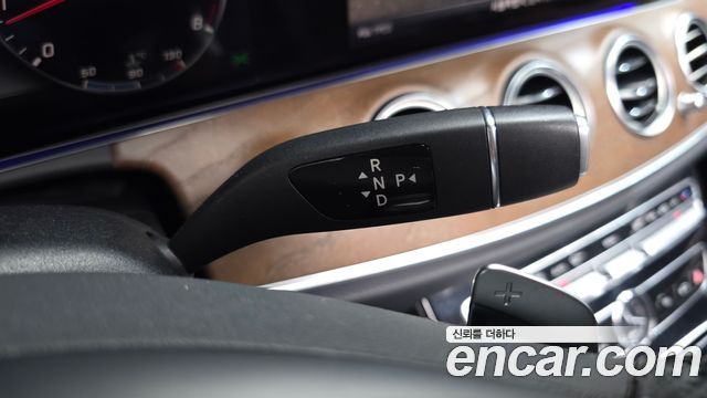 Mercedes-Benz E-Class (W213) E300 Exclusive 2018 — фото 9