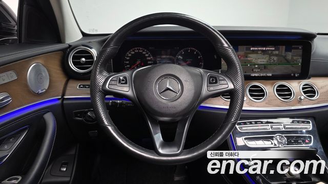 Mercedes-Benz E-Class (W213) E300 Exclusive 2018 — фото 13