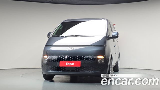 Hyundai Staria L3.5 Cargo 3-Seater Modern 2023 — фото 3