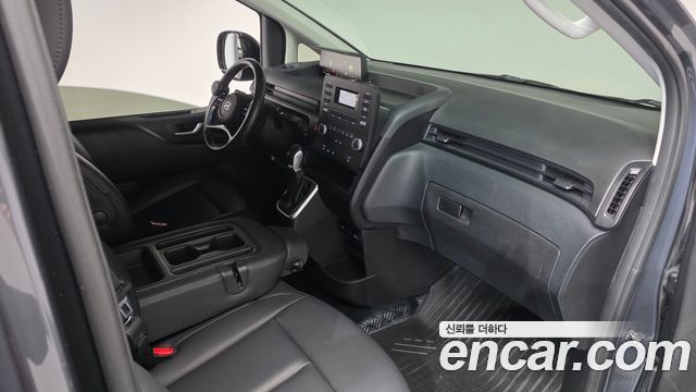 Hyundai Staria L3.5 Cargo 3-Seater Modern 2023 — фото 7