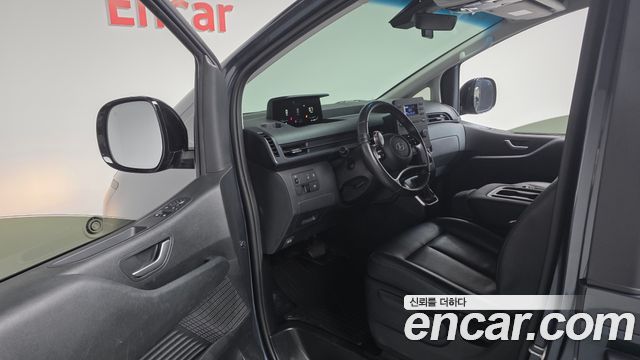 Hyundai Staria L3.5 Cargo 3-Seater Modern 2023 — фото 10
