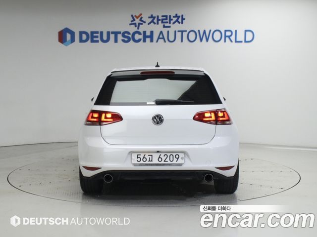 Volkswagen Golf (VII) 2.0 TDI 40th Edition 2015 — фото 4