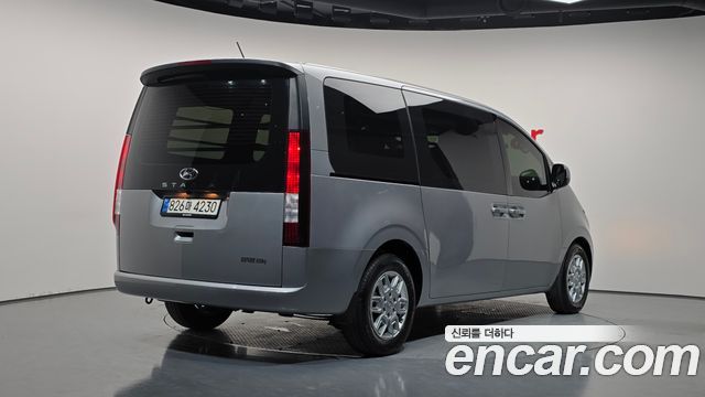 Hyundai Staria Cargo 3-Seater Modern 2022 — фото 2