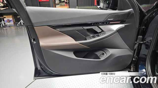 BMW 5 Series (G60) 520i M Sport 2024 — фото 24