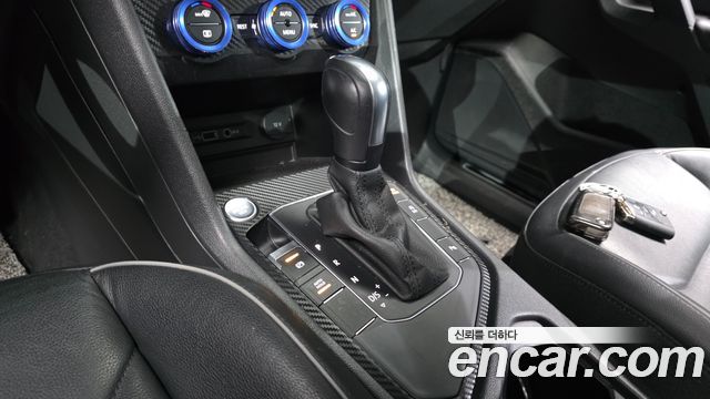 Volkswagen Tiguan (II) 2.0 TDI Premium 2020 — фото 9