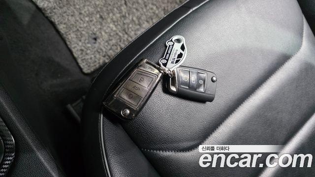 Volkswagen Tiguan (II) 2.0 TDI Premium 2020 — фото 17