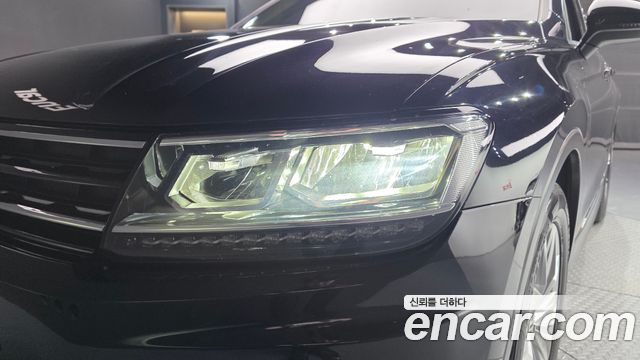 Volkswagen Tiguan (II) 2.0 TDI Premium 2020 — фото 22