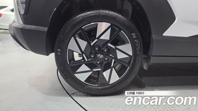 Hyundai Kona (SX2) Gasoline 2.0 2WD Modern 2023 — фото 5